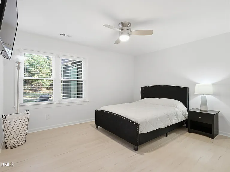 712 Branniff Dr — Photo 16