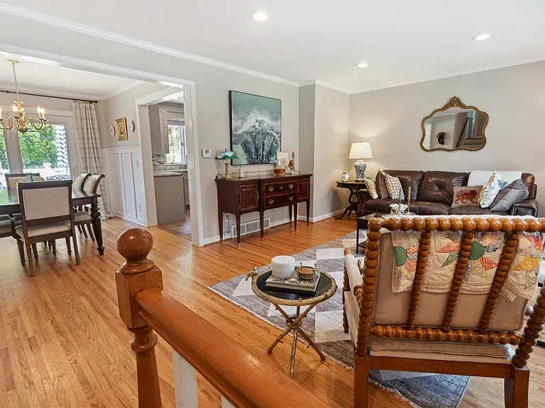 39 Little Brook Dr — Photo 7