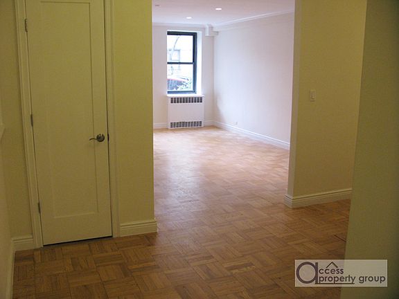 2nd image of 90 Park Ter E APT 1F