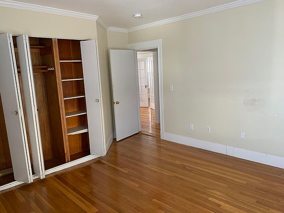 5th image of 163 Atlantic St #B