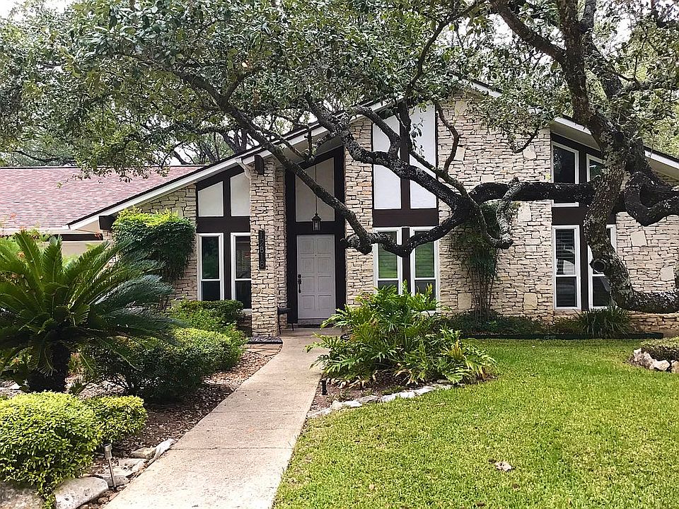 1st image of 12818 Queens Forest St