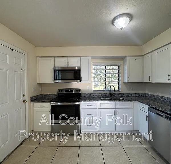204 Leelon Rd — Photo 7