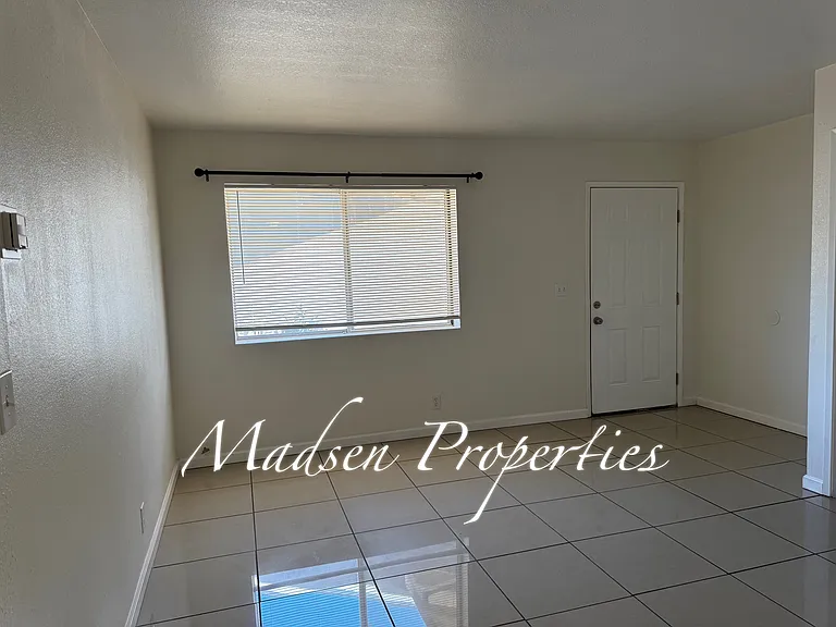 125 Casey Ct — Photo 5
