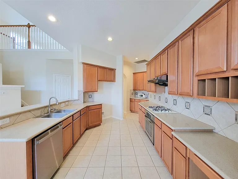 2622 Katie Harbor Dr — Photo 24