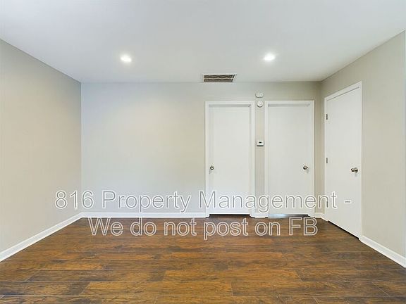 3rd image of 6724 Sycamore Ave #2