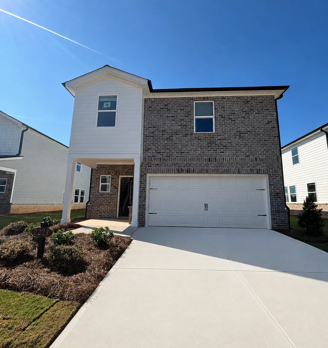 4 bed, 2.5 bath, 2934 sqft, $2,800 — Photo 1