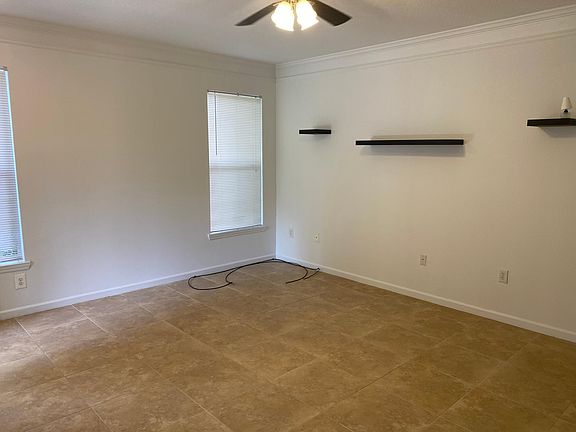 2nd image of 8830 Villa View Cir Unit 105