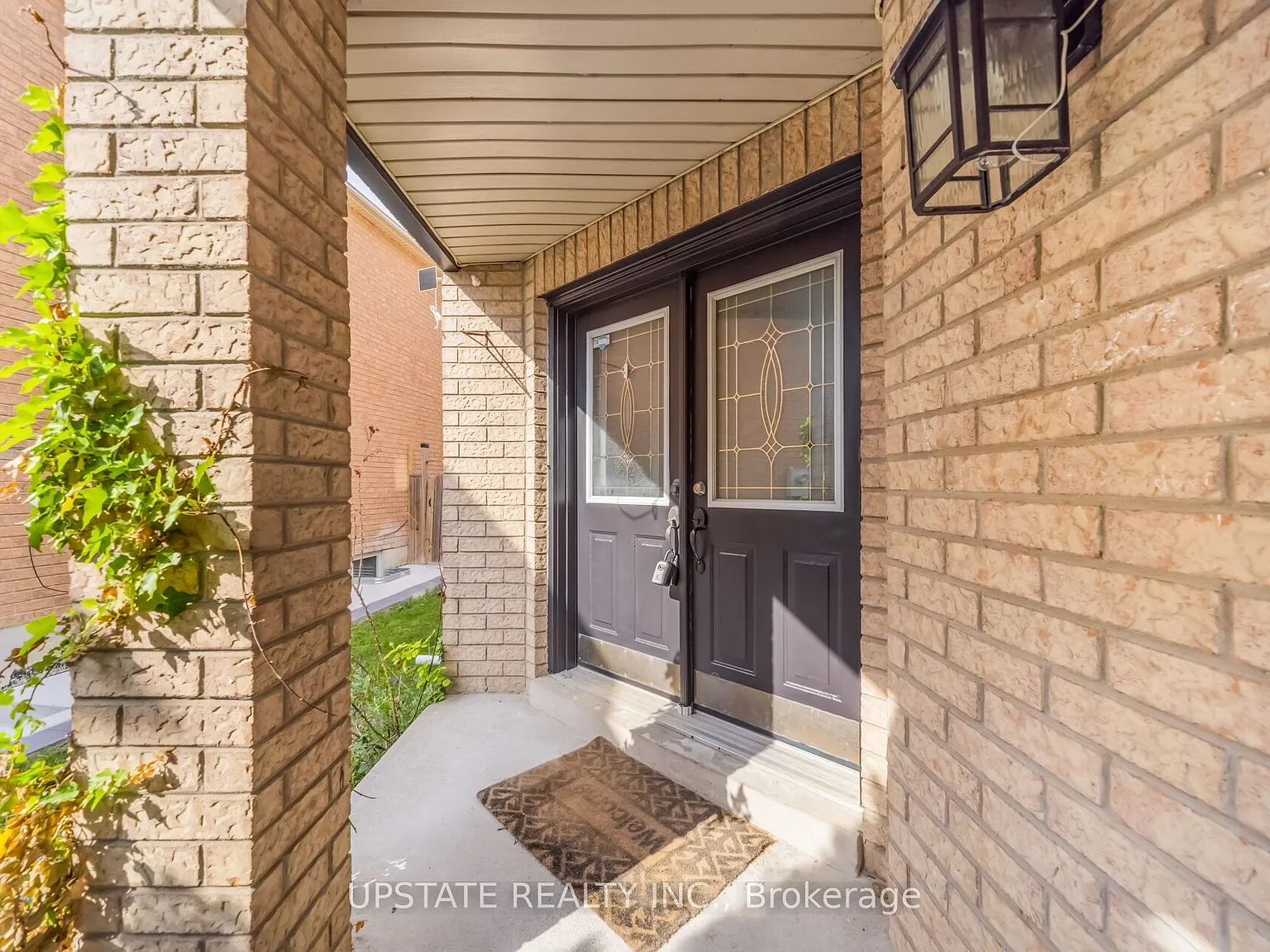4 bed, $3,800 — Photo 3