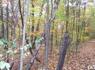 379 W Mountain Rd, Wind Gap, PA 18091