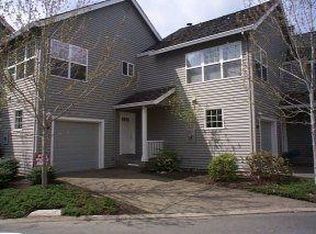 9716 NW Miller Hill Dr, Portland, OR 97229