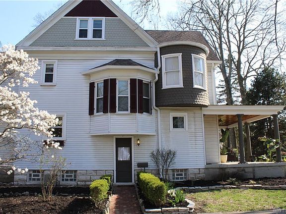 3rd image of 800 Harman Ave