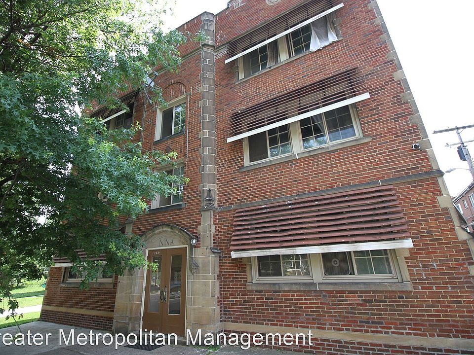 1st image of 1369 W 112th St #202
