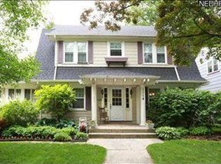 1114 Nicholson Ave, Lakewood, OH 44107