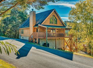 1915 Leatherwood Ln, Sevierville, TN 37862