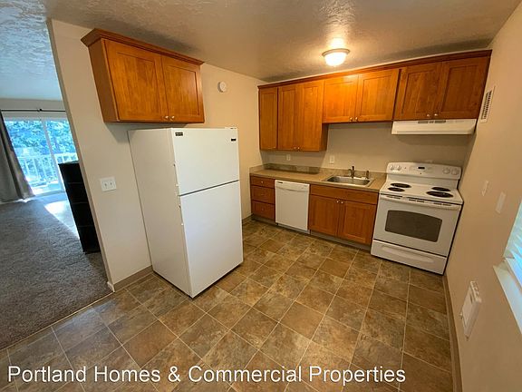 3rd image of 703-711 Taylor St #705