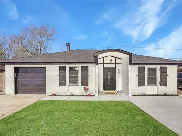323 River Point Dr, Destrehan, LA 70047