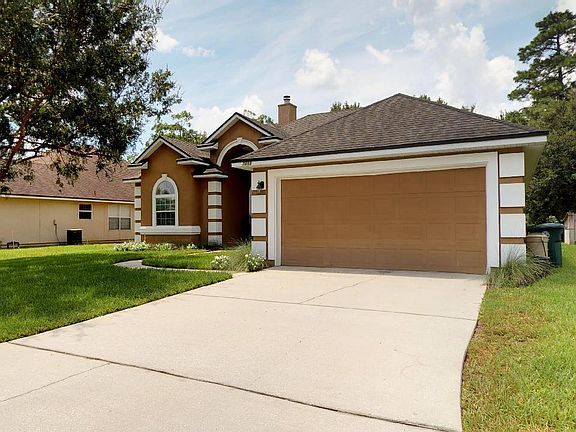 3rd image of 7898 Chase Meadows Dr W