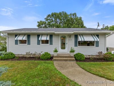 3830 Vineyard Ave NE, Grand Rapids, MI, 49525