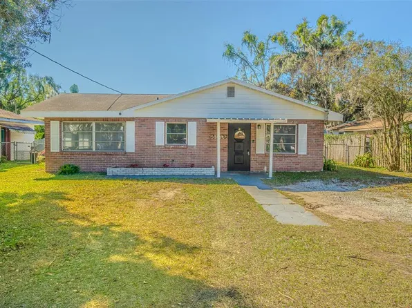 5511 10th St, Zephyrhills, FL 33542