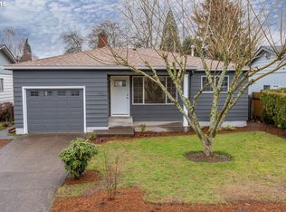 7703 SE Woodward St, Portland, OR 97206