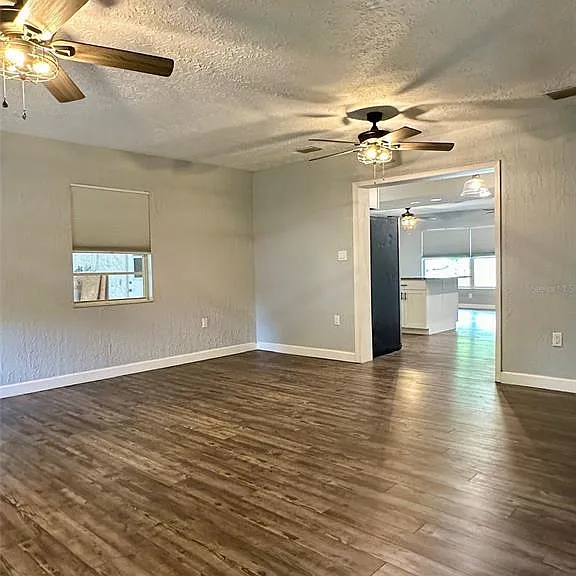 5936 Elm St — Photo 18