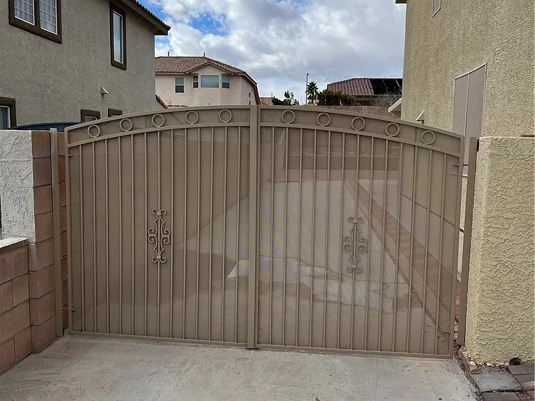 2937 Copper Beach Ct — Photo 21