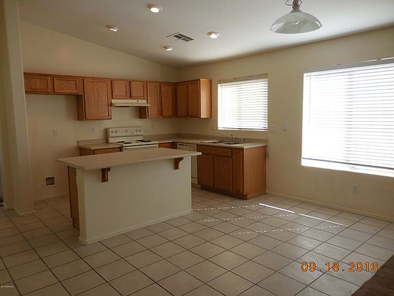 4th image of 10537 W Edgemont Dr