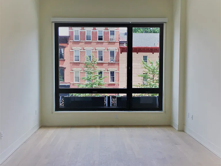 550 Vanderbilt Ave #210 — Photo 6