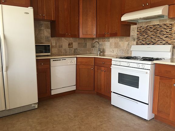 2nd image of 457 Leverett Ave