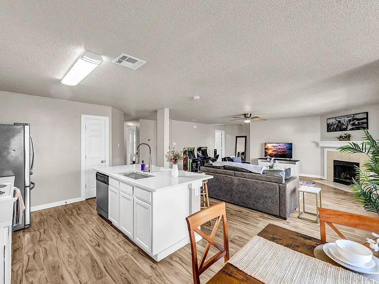 9924 George Washington Dr — Photo 18