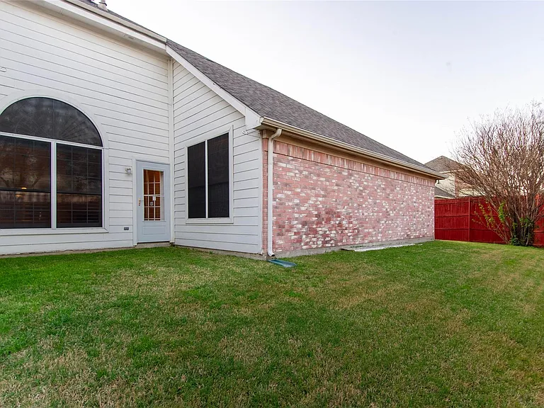 4313 Creekstone Dr — Photo 14