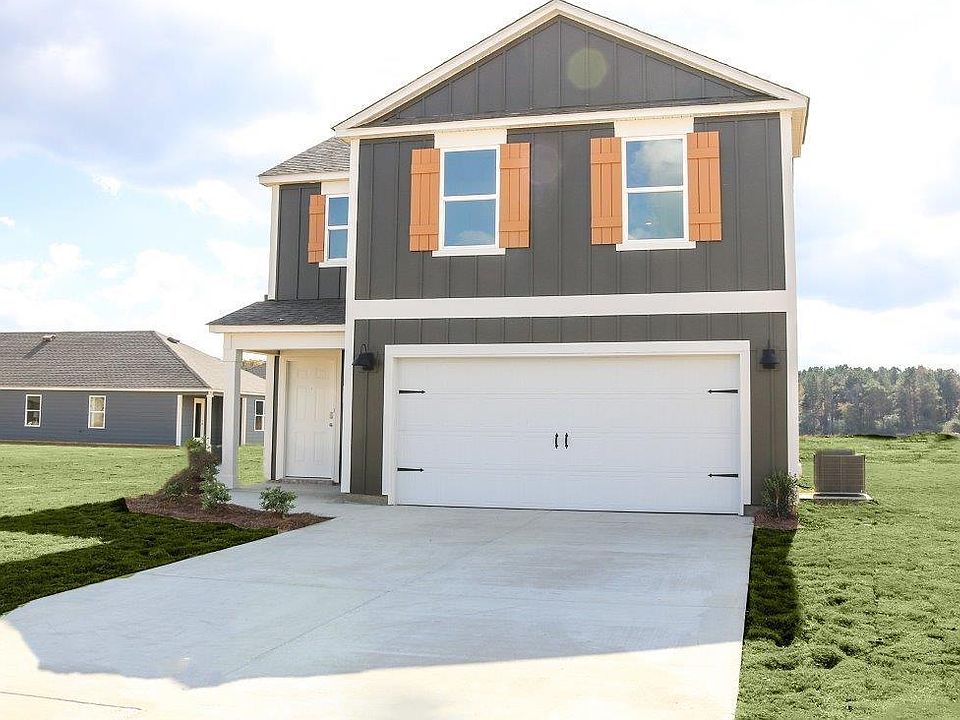 2nd image of 205 Cottage Ln