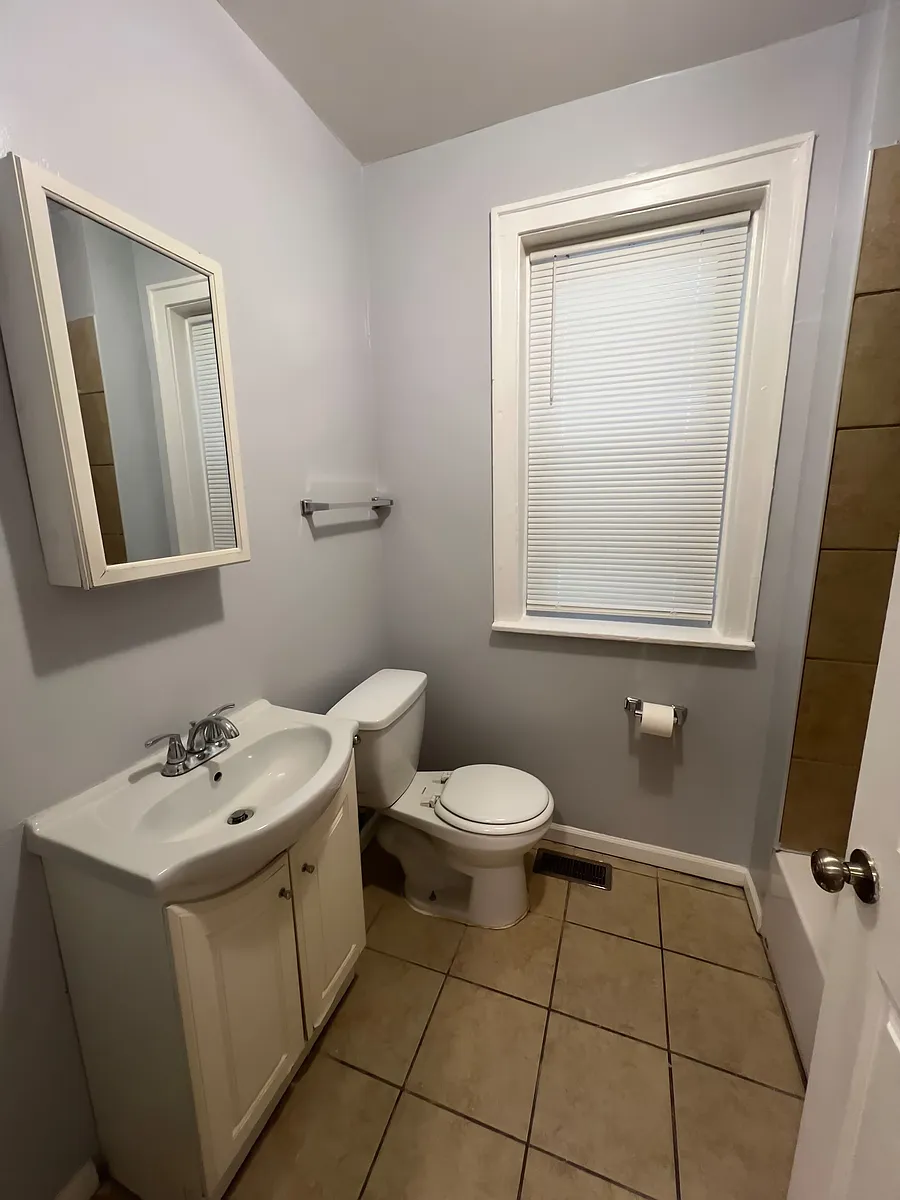 Building Photo - 7330 S Campbell Ave #1