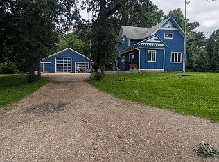 8444 Cherry St, Lime Springs, IA 52155