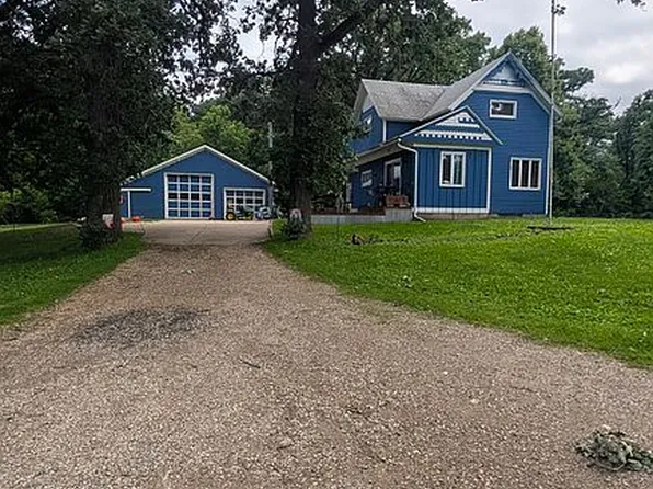 8444 Cherry St, Lime Springs, IA 52155