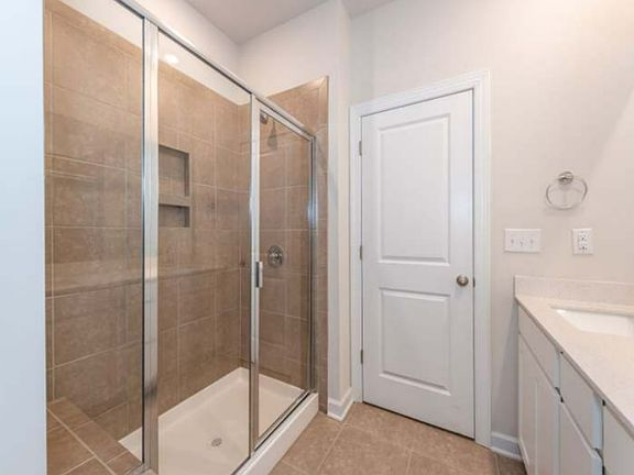 5th image of 12421 Larue Ln