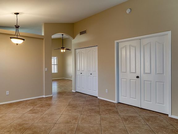 4th image of 6908 E Lakeview Ave