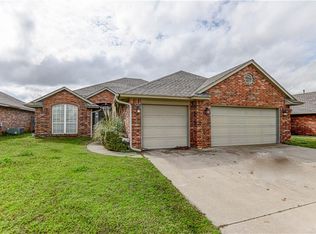 409 N Shannon Way, Mustang, OK 73064