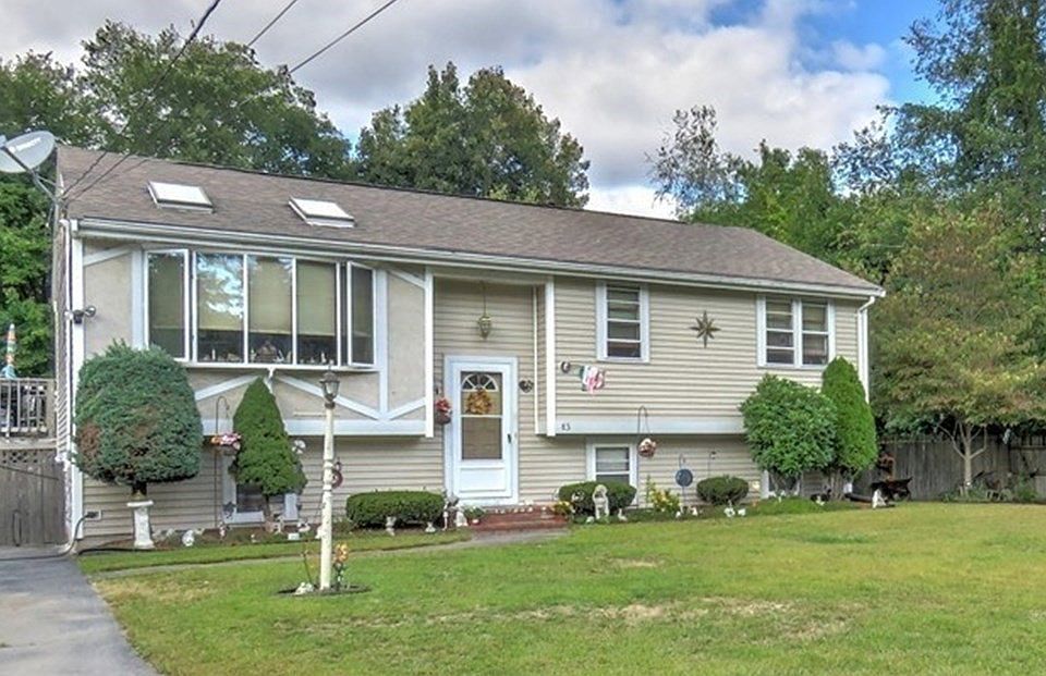 1st image of 85 Hubbard Ave