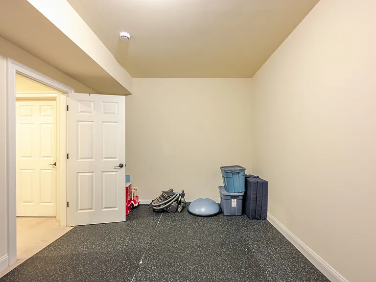 8500 Wedderburn Station Dr — Photo 10