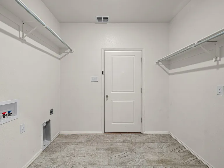 5708 Lehigh St — Photo 18