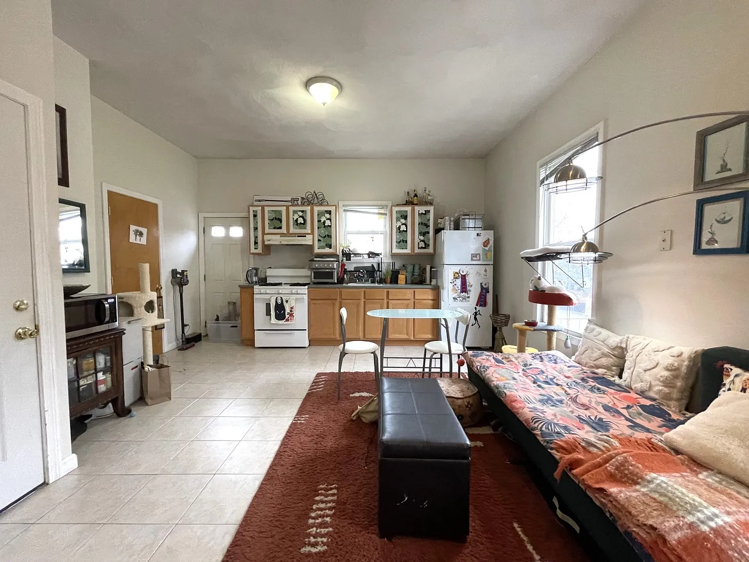 1 bed, 1.0 bath, 625 sqft, $2,300 — Photo 2