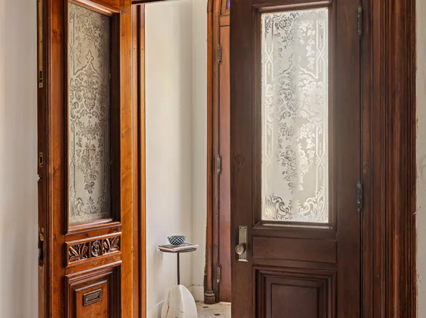 323 Clinton Street image 30 of 30