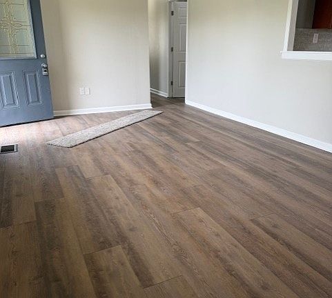2nd image of 113 Poe Ln