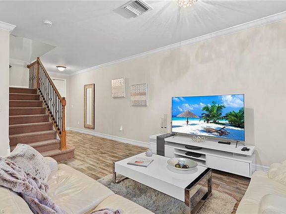 3rd image of 9462 Montebello Way #103