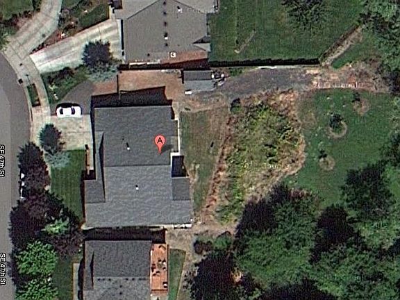 4th image of 1210 SE 47th St