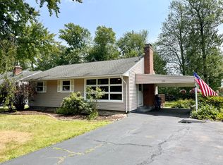 279 Beechwood Rd, West Hartford, CT 06107