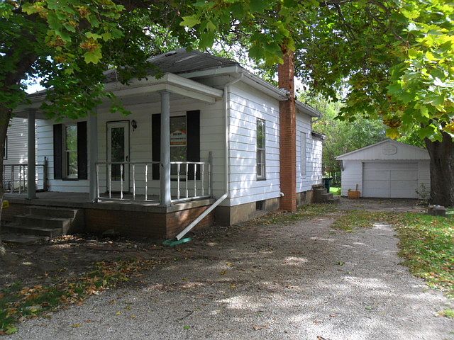1st image of 1417 N Sterling St