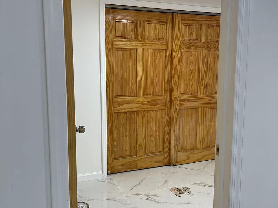 1st image of 248-45 Cambria Ave