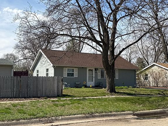 3rd image of 7522 Mildred Rd